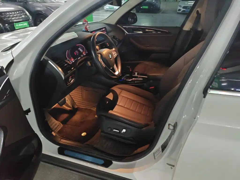 BMW X3 — миниатюра 18