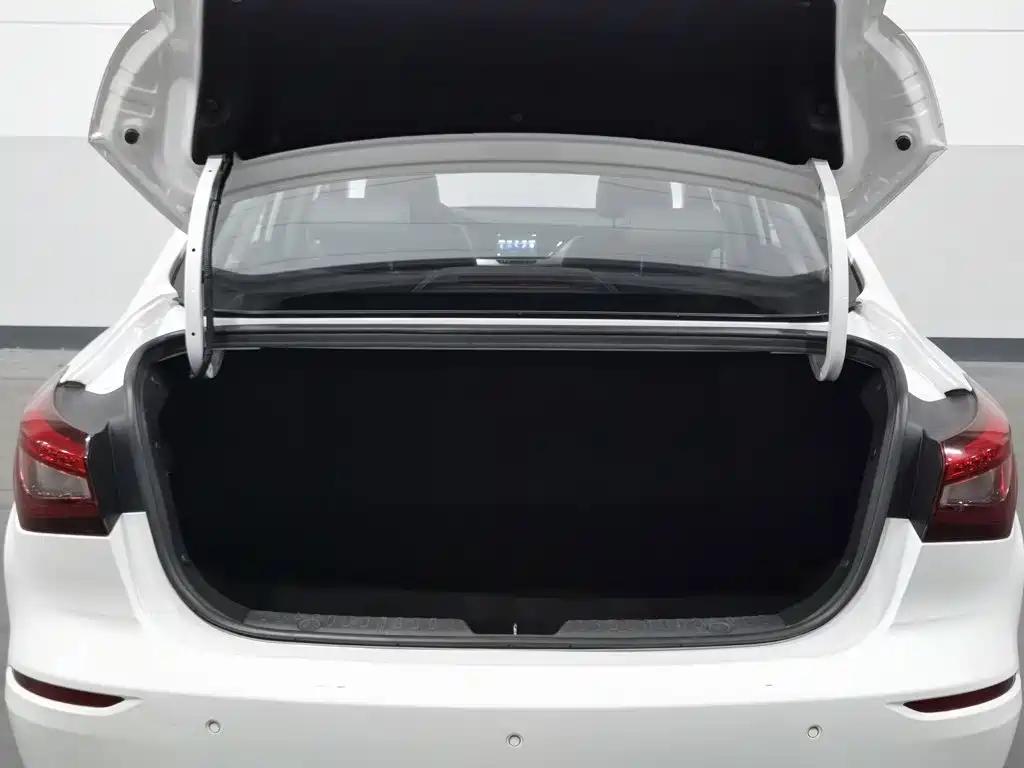 Changan Eado — миниатюра 16