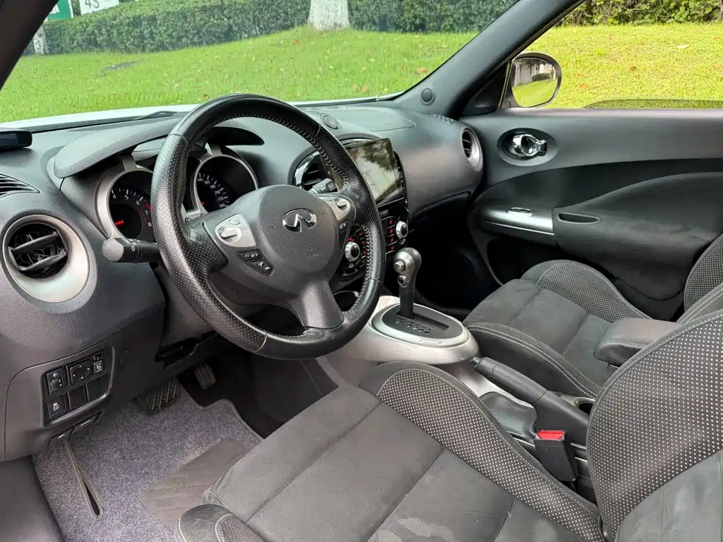 Infiniti ESQ — миниатюра 7