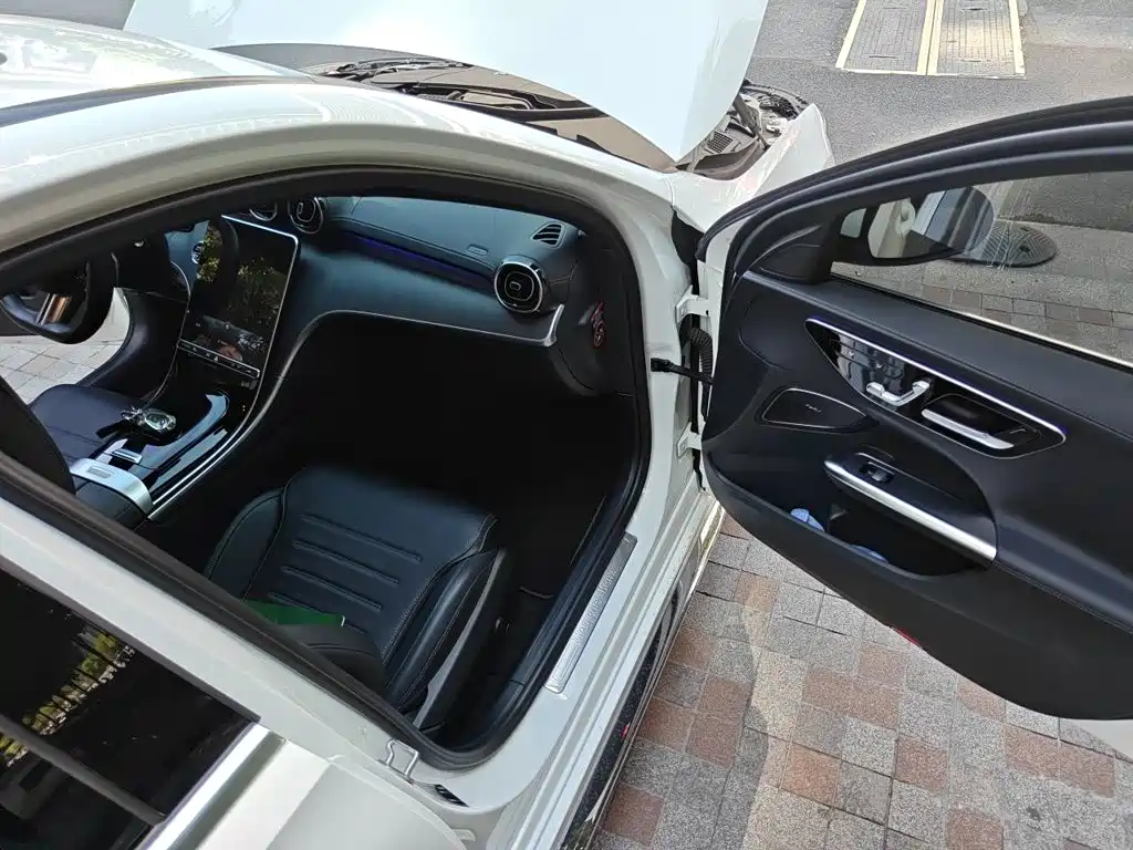 Mercedes-Benz C-Class — миниатюра 19
