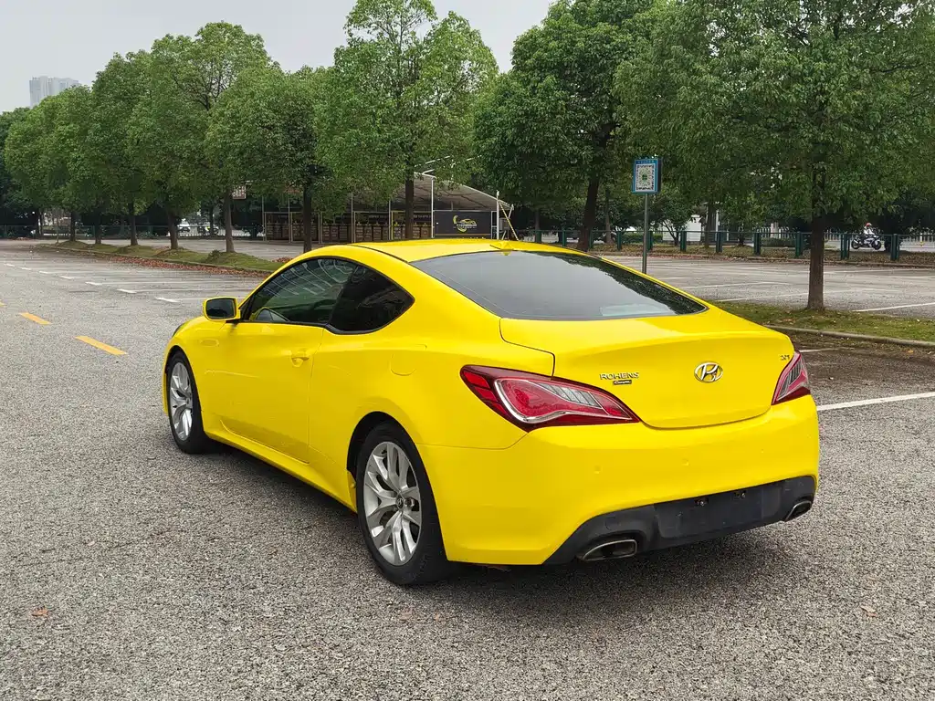Hyundai Genesis Coupe — миниатюра 6