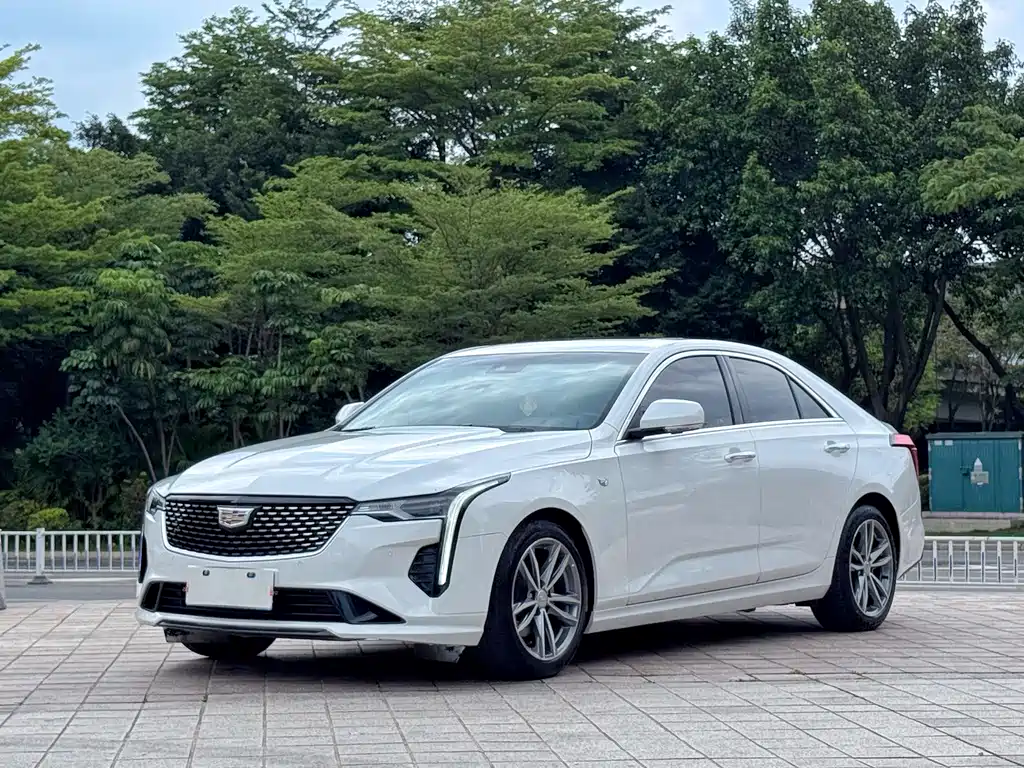 Cadillac CT4 2021