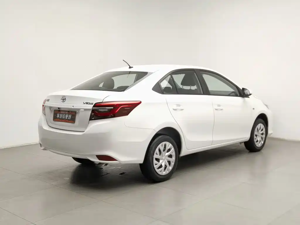 Toyota Vios — миниатюра 2