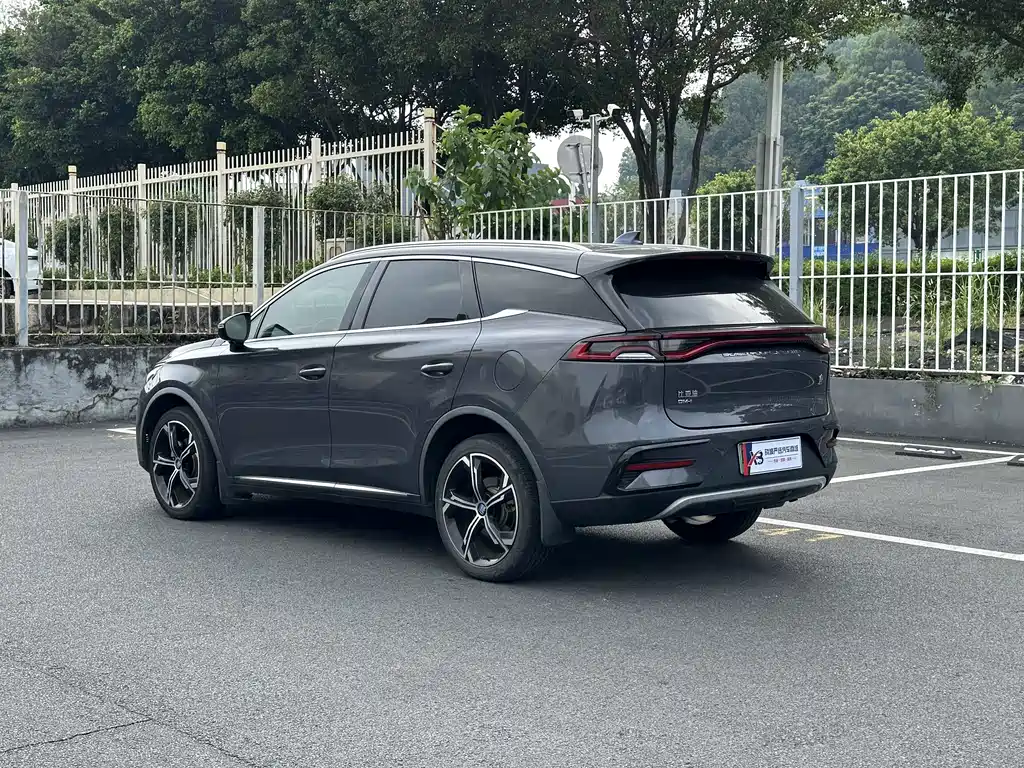BYD Tang New Energy — миниатюра 6