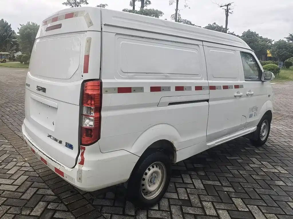 Сычуань. SRM Little Sealion EV — миниатюра 8