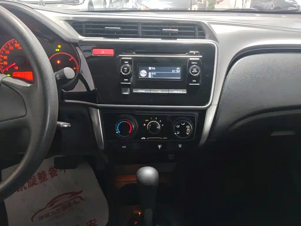 Honda City — миниатюра 13