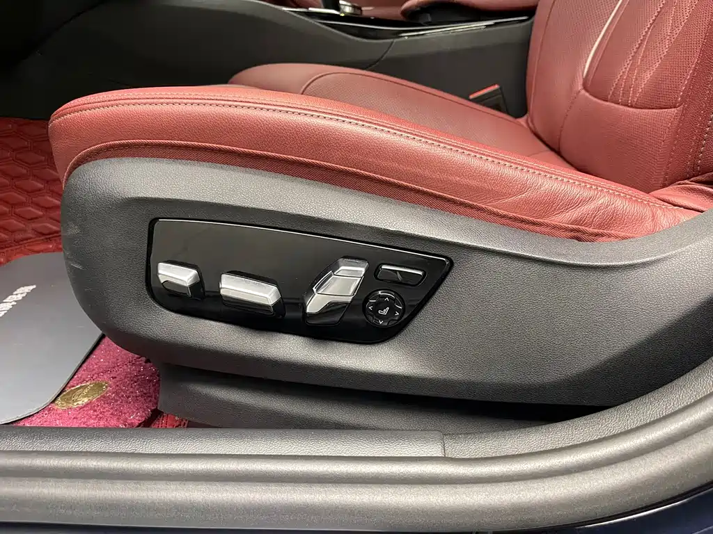 BMW 5 Series — миниатюра 28