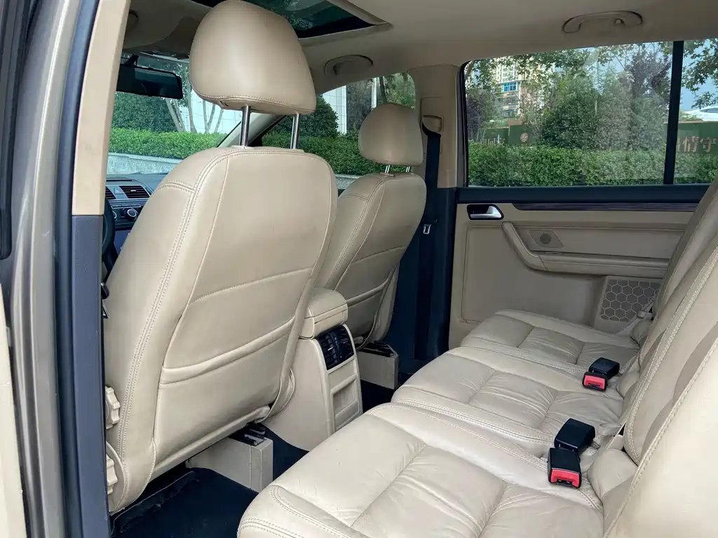 Volkswagen Touran — миниатюра 9