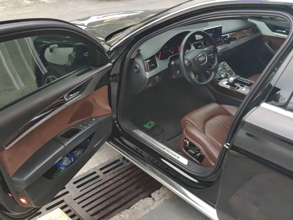 Audi A8 — миниатюра 16