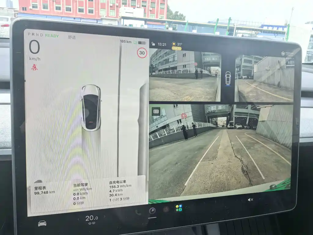 Tesla Model Y — миниатюра 16