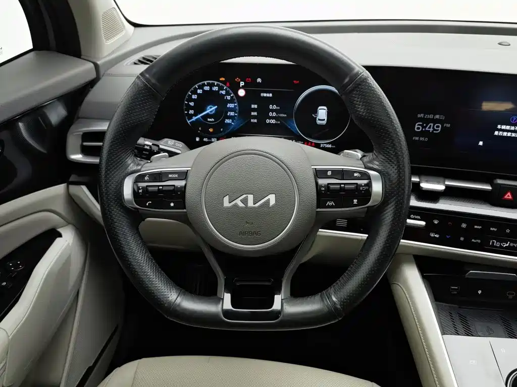 Kia Sportage — миниатюра 11