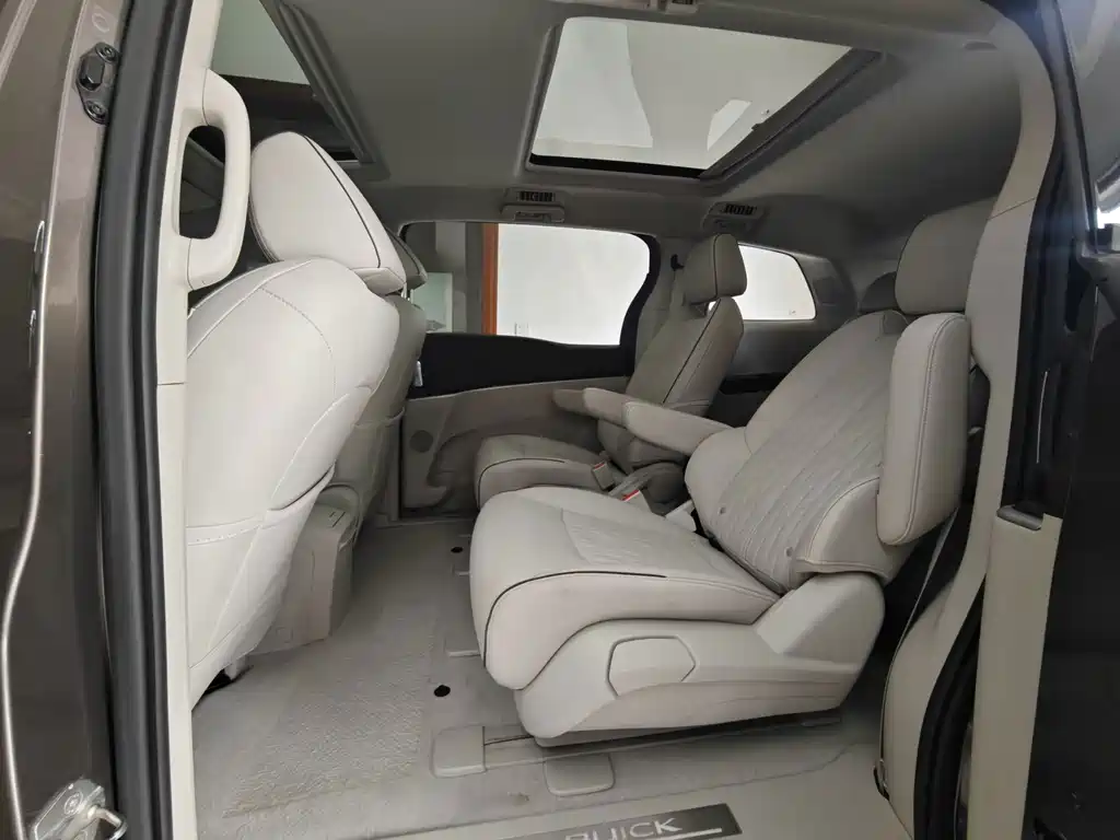Buick GL8 — миниатюра 11