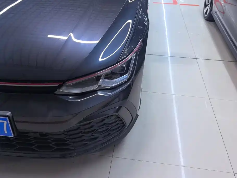 Volkswagen Golf GTI — миниатюра 5