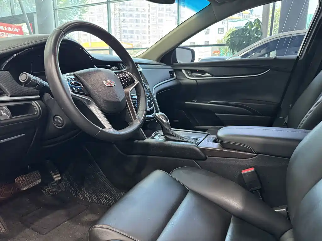 Cadillac XTS — миниатюра 11