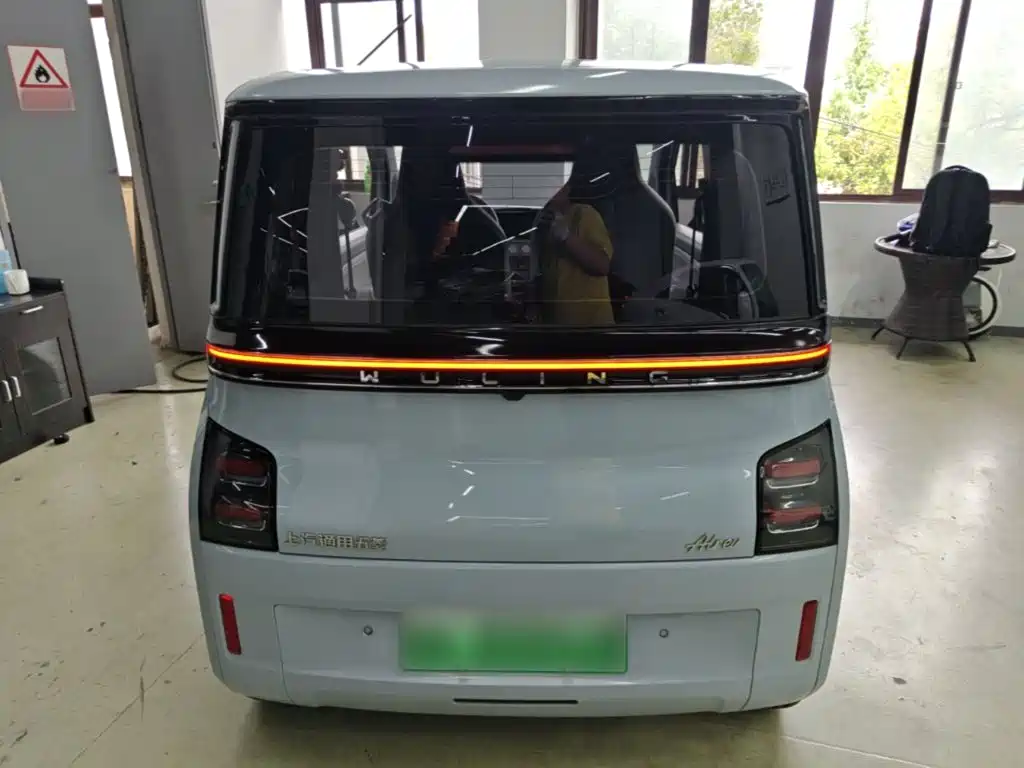 Wuling Air ev 2023 мест