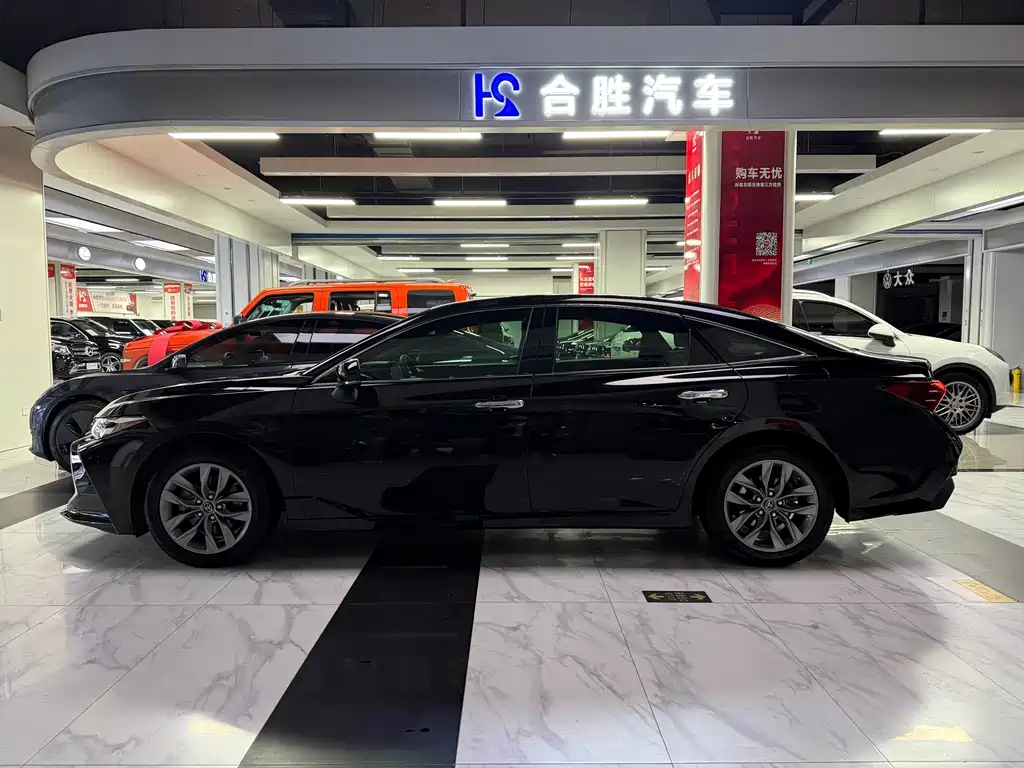 Toyota Avalon — миниатюра 5