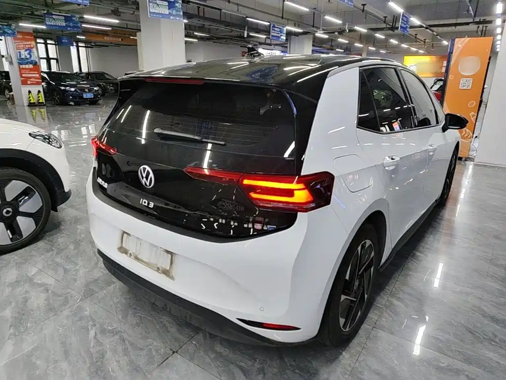 Volkswagen ID.3 — миниатюра 7