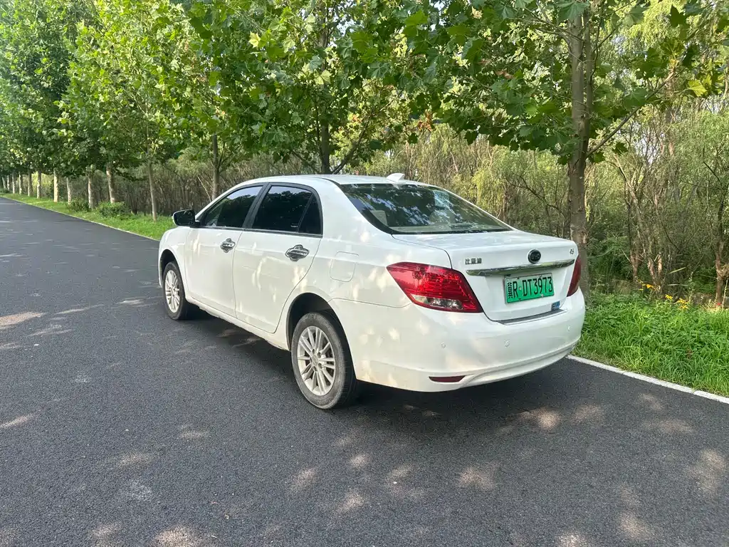 BYD e5 — миниатюра 5