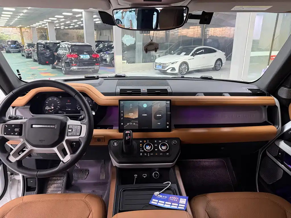 Land Rover Land Rover Defender 2023 130 3.0T P400 HSE