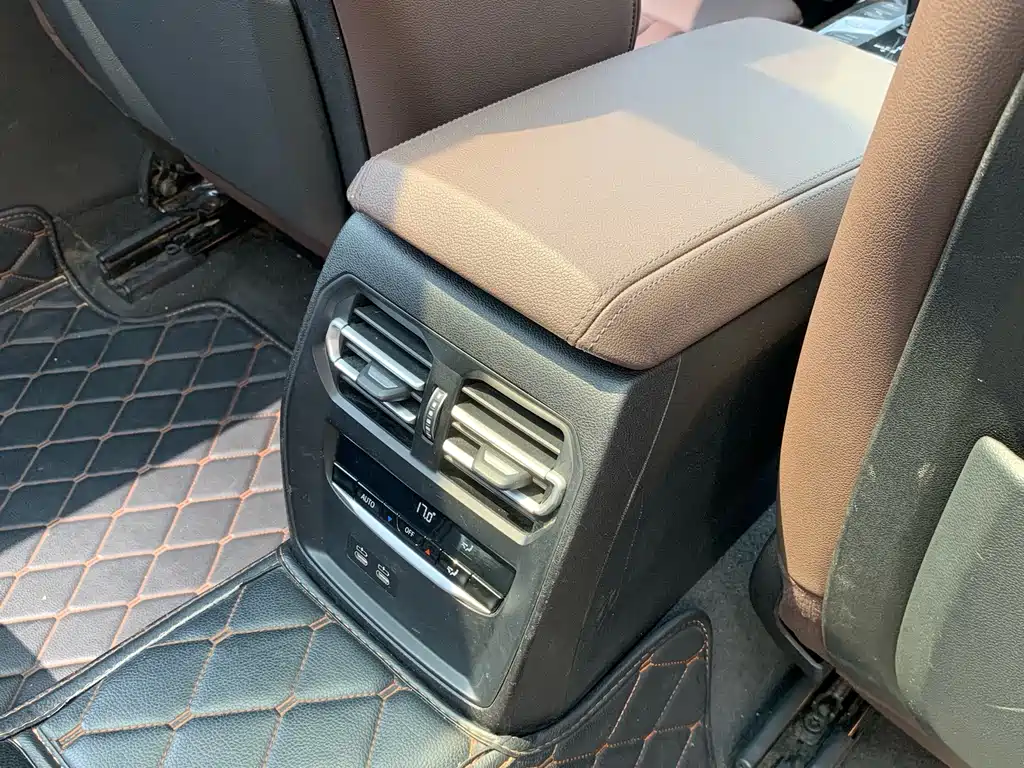 BMW 3 Series — миниатюра 30