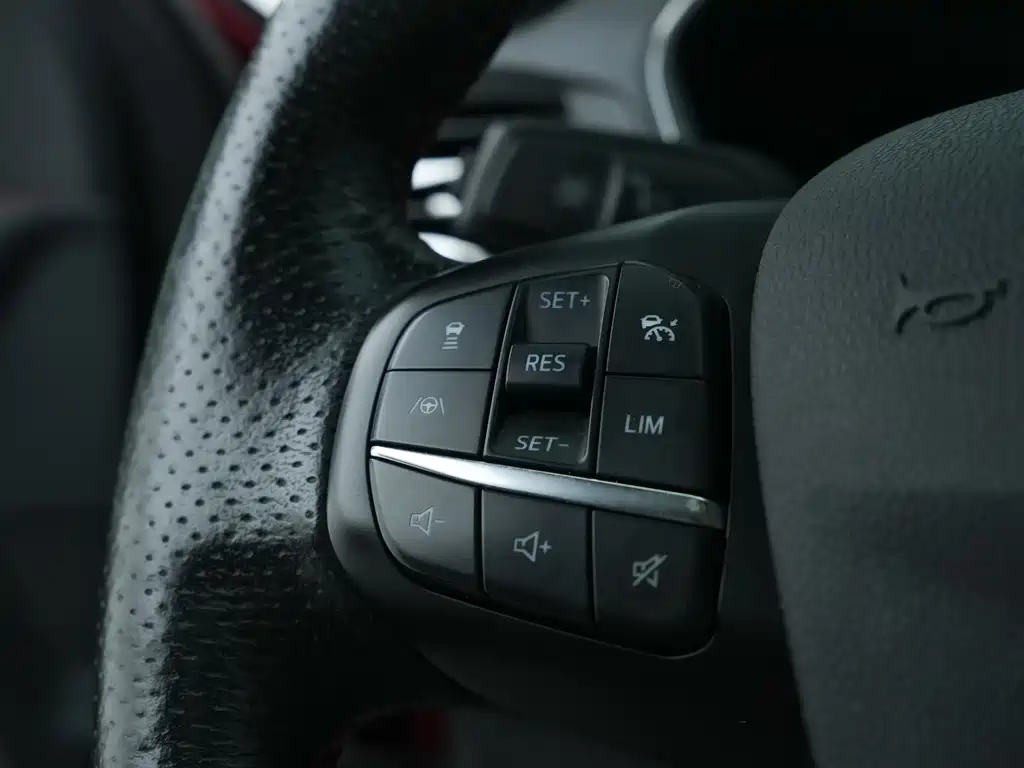 Ford Escape — миниатюра 19