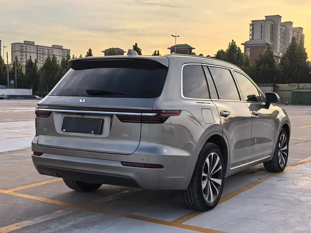 Li Auto Li ONE — миниатюра 9