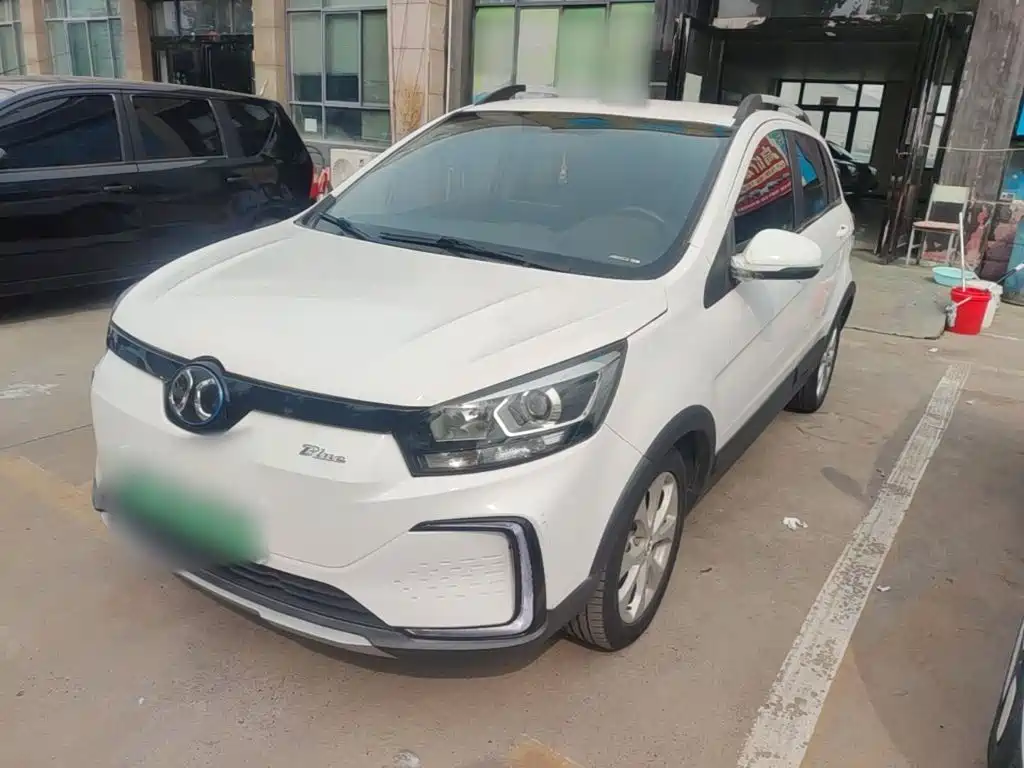 BAIC New Energy EC5 — миниатюра 2