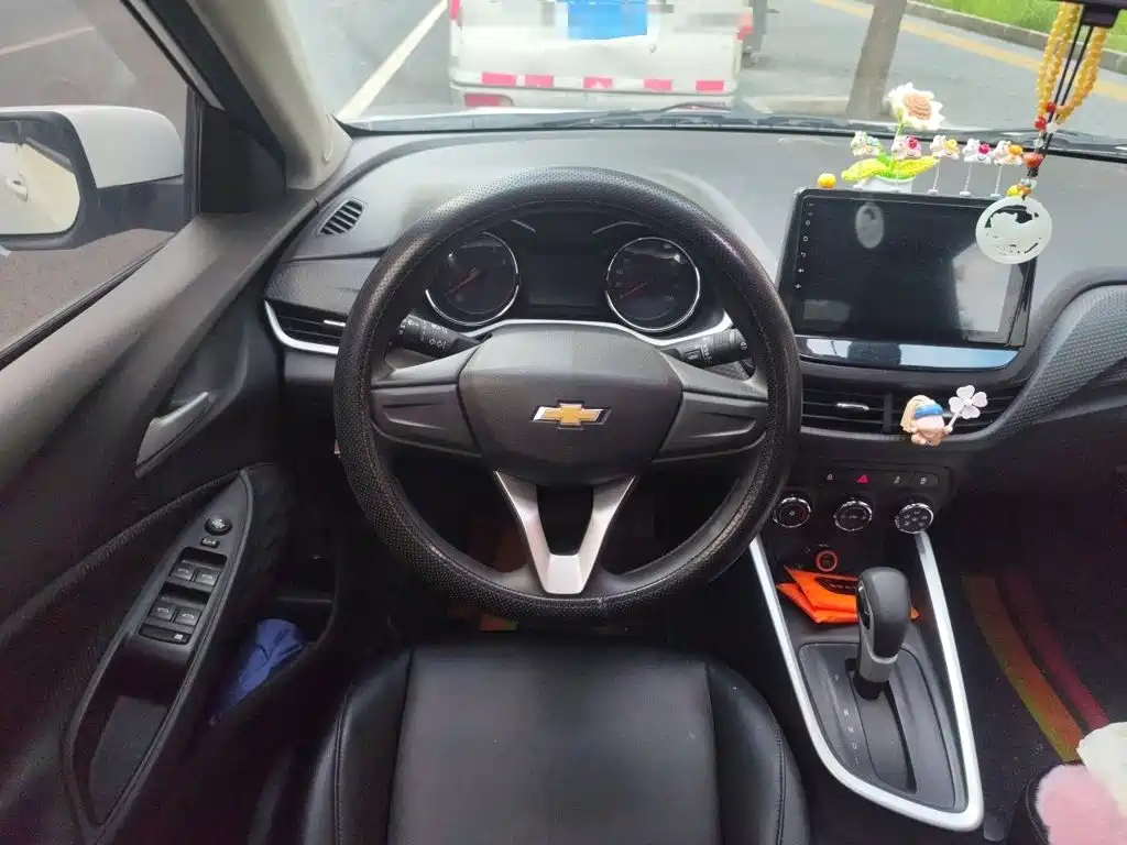 Chevrolet Cavalier — миниатюра 6