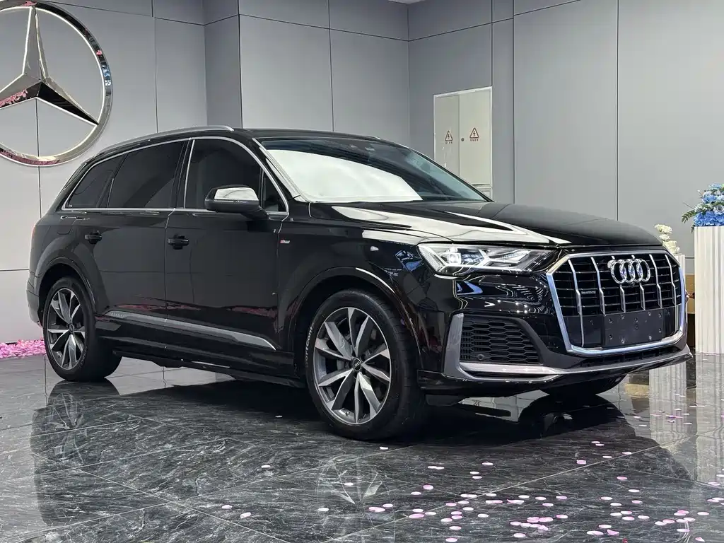 Audi Q7 — миниатюра 3