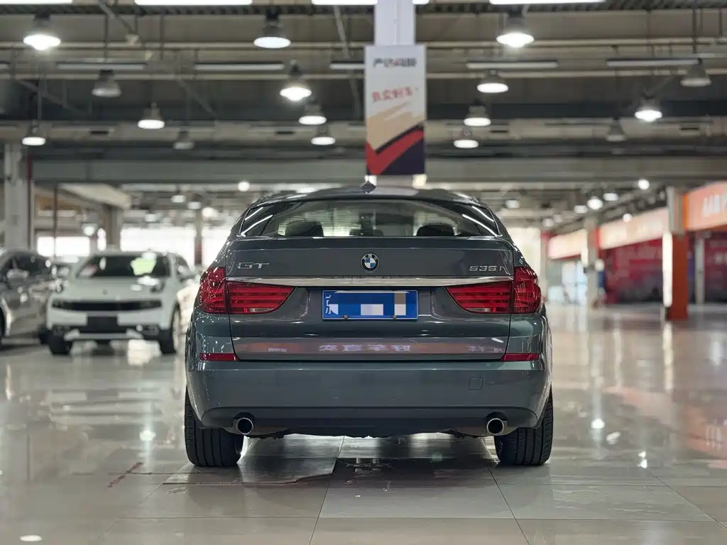 BMW 5 Series GT 5 GT 2010 535i Lead
