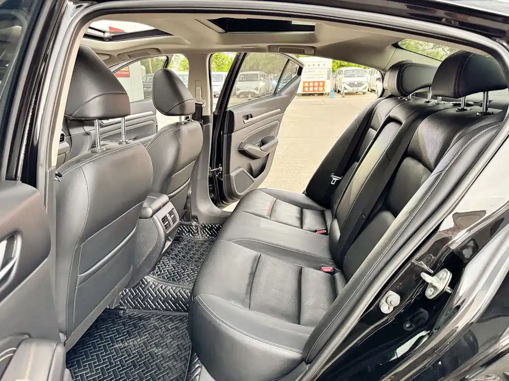 Nissan Teana — миниатюра 13