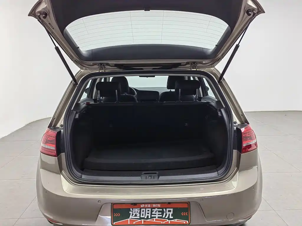 Volkswagen Golf — миниатюра 16