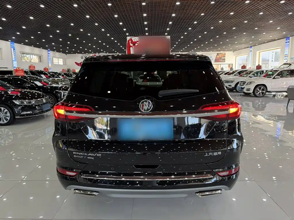 Buick Enclave — миниатюра 6