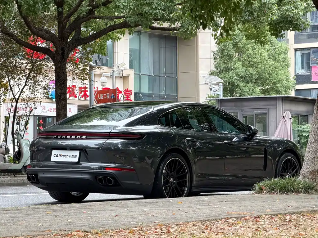 Porsche Panamera — миниатюра 5
