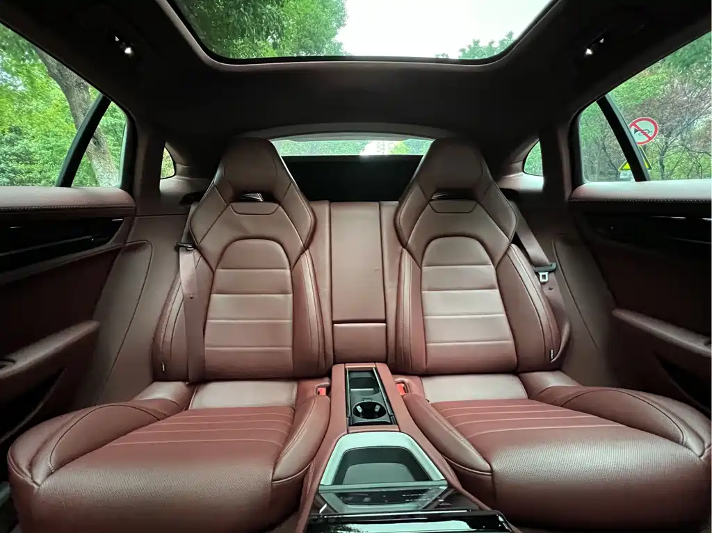 Porsche Panamera — миниатюра 13
