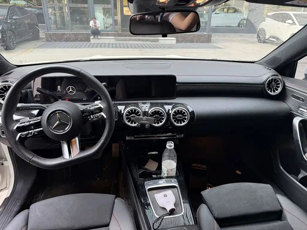 Mercedes-Benz A-Class — миниатюра 6