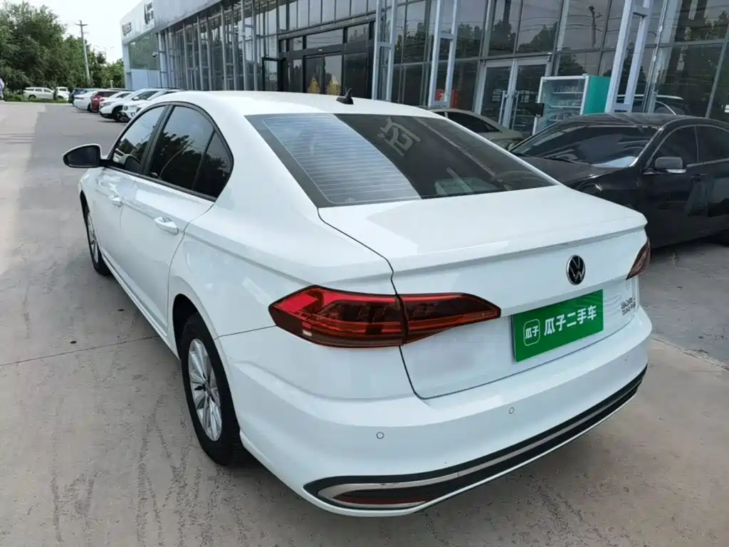 Volkswagen Bora 2023 200TSI DSG