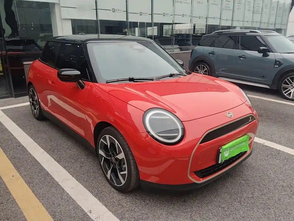 MINI MINI COOPER EV — миниатюра 4