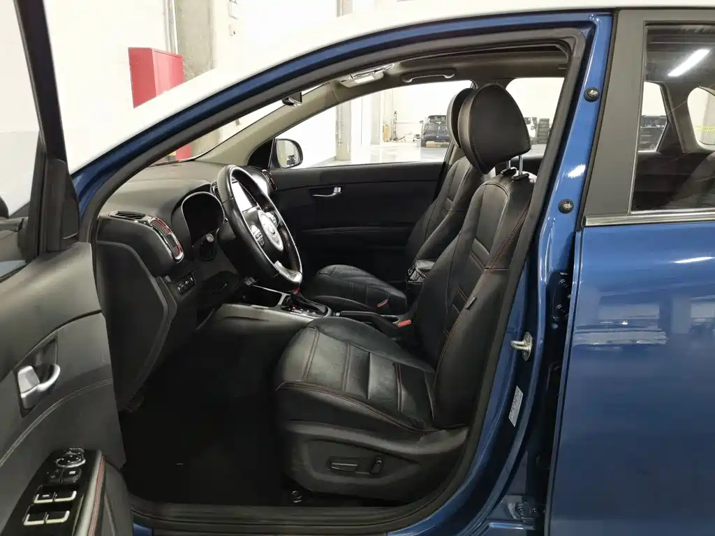 Kia KX3 — миниатюра 10