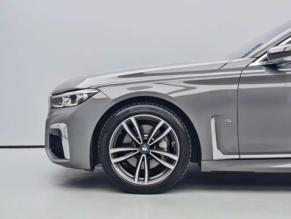 BMW 7 Series 7 2021 730Li M Sport