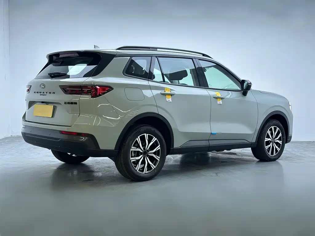 Ford Equator Sport — миниатюра 4