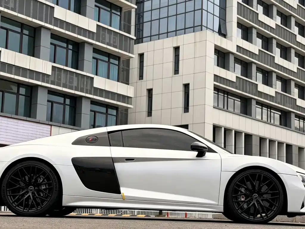 Audi R8 — миниатюра 5