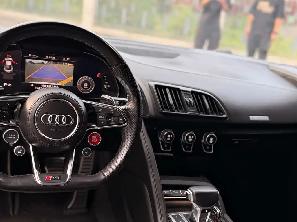 Audi R8 — миниатюра 8