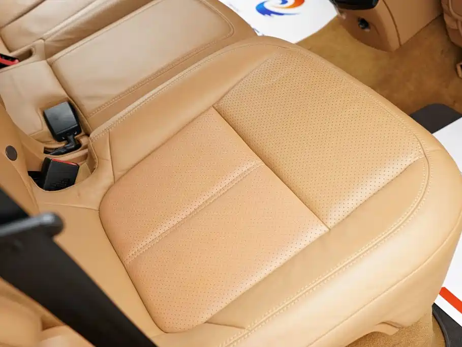 Porsche Cayenne — миниатюра 19
