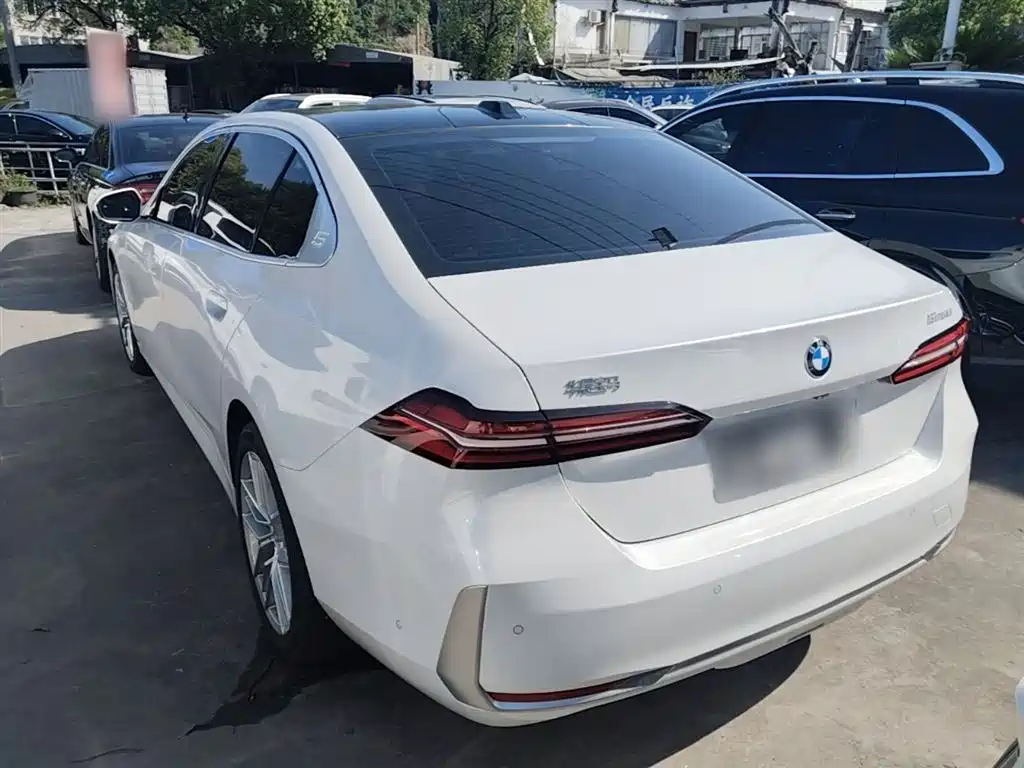 BMW 5 Series 5 2024 525Li Luxury