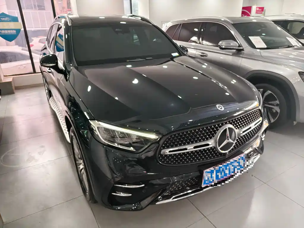 MERCEDES-BENZ  GLC