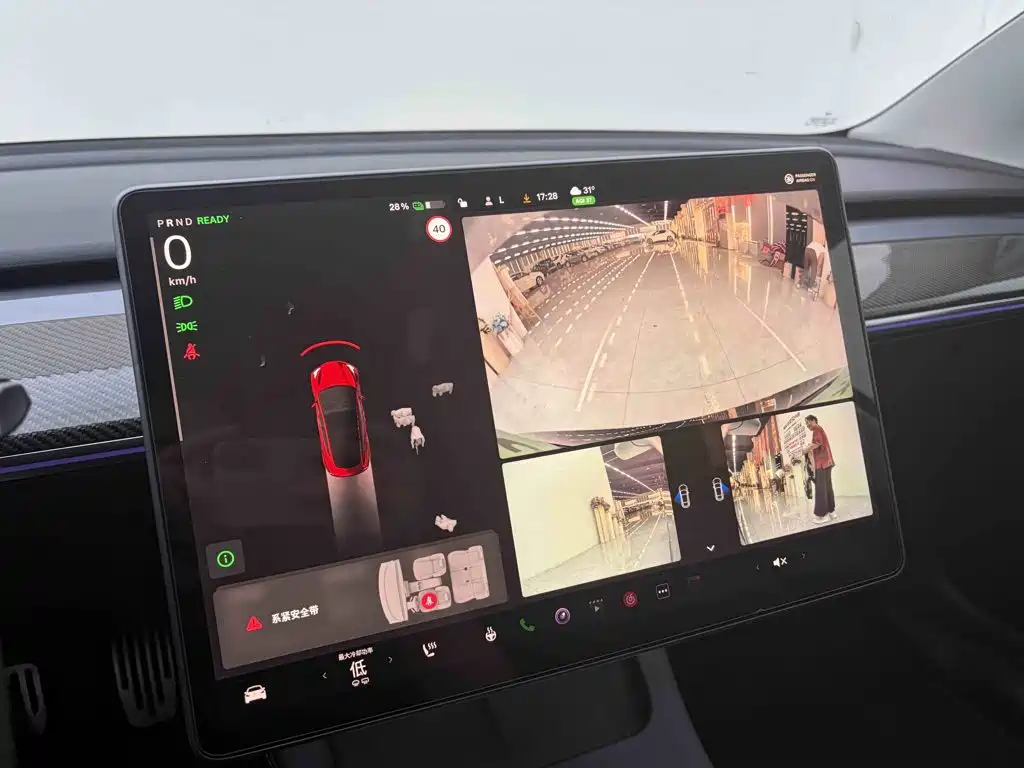 Tesla Model 3 — миниатюра 23