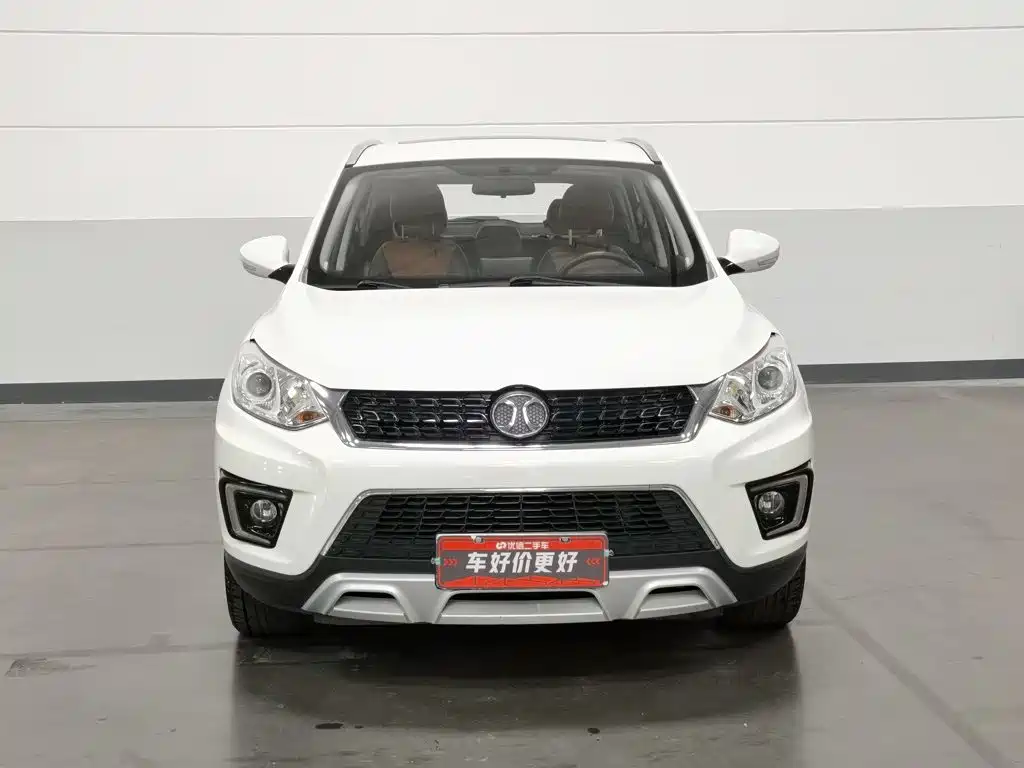 BAIC Senova X35 — миниатюра 3