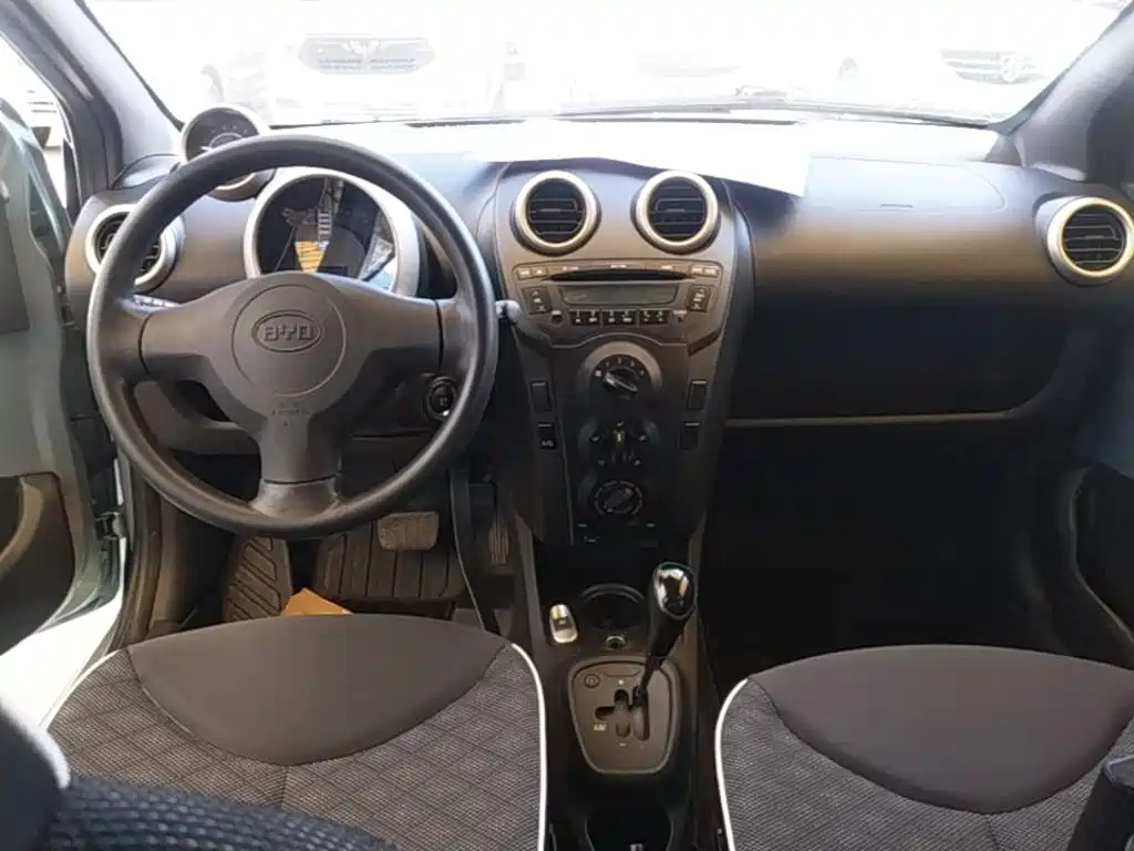BYD F0 — миниатюра 10