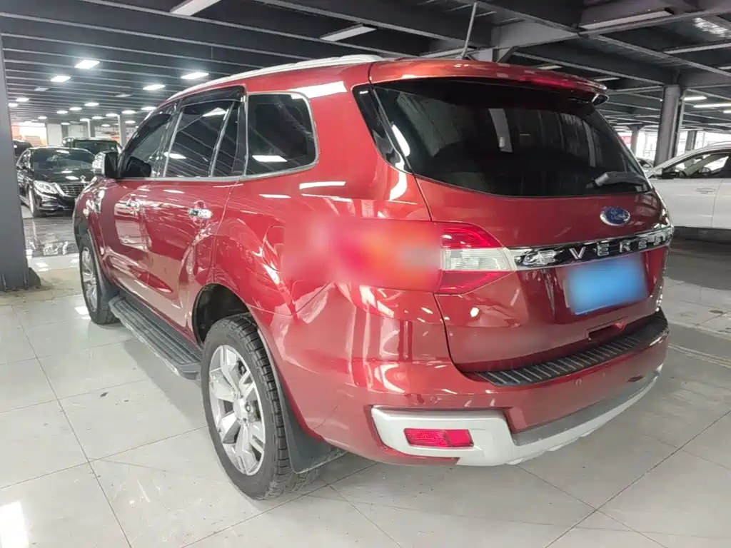 Ford Everest — миниатюра 5